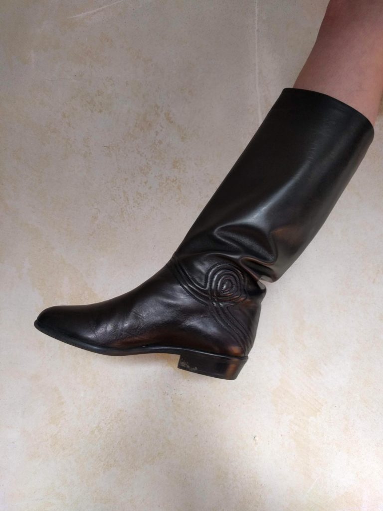 Vintage Stiefel schwarz mit Ziersteppung